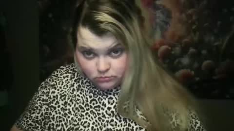 Snapshot of hazeleyez97 chatting on November 2025 04:26:02 AM Hazeleyez97 online show from November 2025 04:26:02 AM