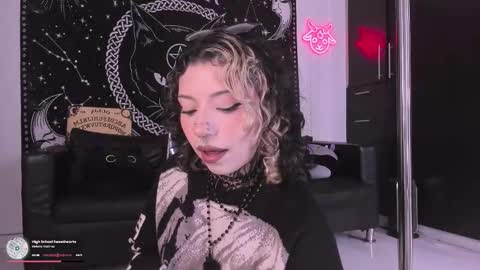 Hazell Witch online show from November 2025 03:47:01 PM