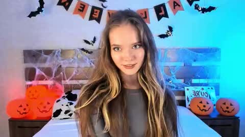 Snapshot of hazelmorris chatting on October 2025 04:13:02 PM Hazel  online show from October 2025 04:13:02 PM