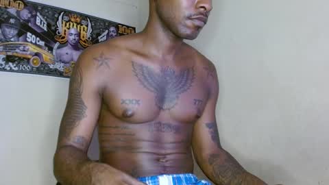 hazlan_420 online show from September 2025 10:55:02 PM