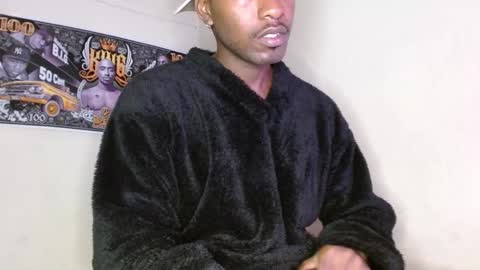 hazlan_420 online show from October 2025 09:52:02 AM