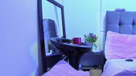 HAZZ SMITH online show from November 2025 08:47:01 AM