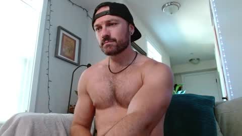 Snapshot of hbdude27 chatting on October 2025 11:24:02 PM RinnDude35 online show from October 2025 11:24:02 PM