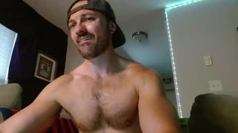 Snapshot of hbdude27 chatting on October 2025 11:49:02 PM RinnDude35 online show from October 2025 11:49:02 PM