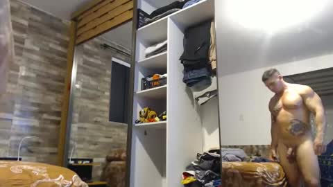 Snapshot of healedcarioca chatting on December 2024 08:47:01 PM Brazilian bigdick online show from December 2024 08:47:01 PM