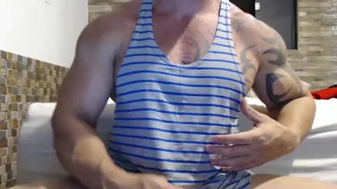 Snapshot of healedcarioca chatting on January 2025 01:13:02 AM Brazilian bigdick online show from January 2025 01:13:02 AM
