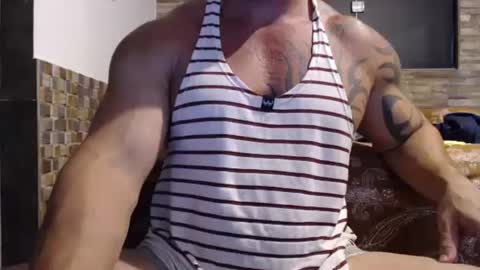 Snapshot of healedcarioca chatting on February 2025 01:20:01 AM Brazilian bigdick online show from February 2025 01:20:01 AM