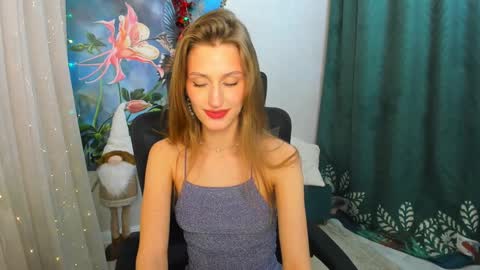 heartedlove_1 online show from December 2024 07:49:02 PM