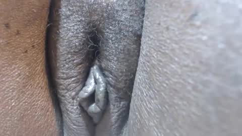 Heather online show from November 2025 08:13:02 AM