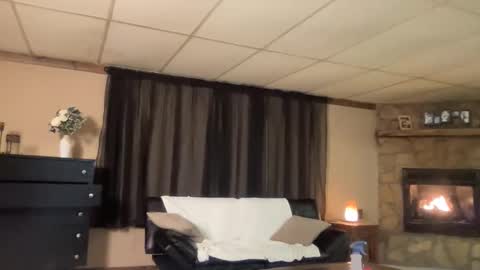 Heathers VIP Room online show from February 2026 07:16:02 AM