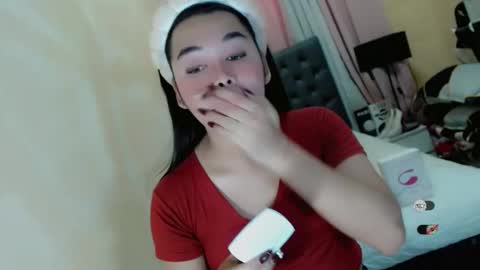 Snapshot of heatmusex_ chatting on May 2026 05:25:02 AM Kylene3 online show from May 2026 05:25:02 AM