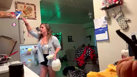 heatskii online show from November 2025 09:36:01 PM