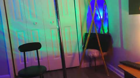 Heavenllyy online show from October 2025 03:17:02 AM