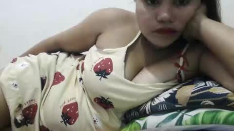 Snapshot of heavenlyeyes69 chatting on February 2026 12:18:02 AM heavenlyeyes69 online show from February 2026 12:18:02 AM