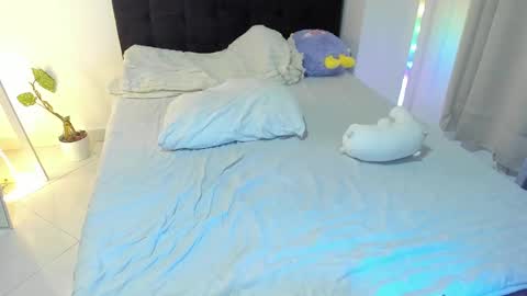 Snapshot of hebe_carter chatting on January 2025 05:42:02 AM Amandabelk online show from January 2025 05:42:02 AM