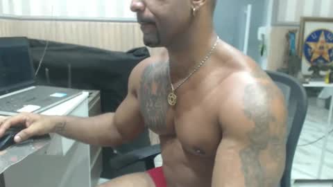 hebertgomes online show from February 2025 10:52:02 PM