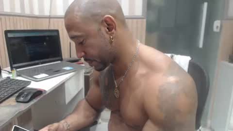 hebertgomes online show from September 2025 10:20:02 PM