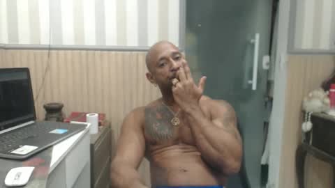 hebertgomes online show from June 2026 12:00:01 AM