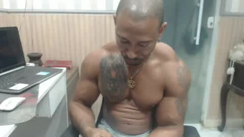 hebertgomes online show from June 2026 11:02:02 PM