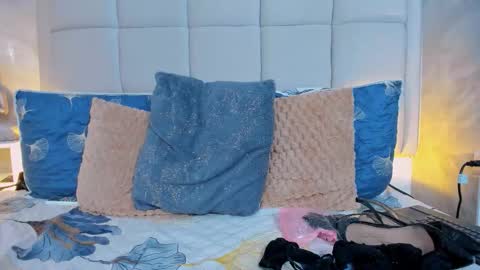 Snapshot of hecate1_ chatting on October 2025 08:39:01 PM Keira Hecate online show from October 2025 08:39:01 PM