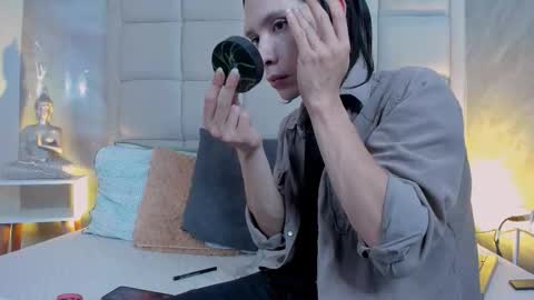 Snapshot of hecate1_ chatting on November 2025 08:30:02 PM Keira Hecate online show from November 2025 08:30:02 PM