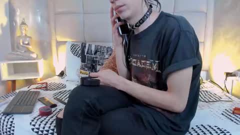 Snapshot of hecate1_ chatting on December 2025 06:58:01 PM Keira Hecate online show from December 2025 06:58:01 PM