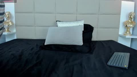 Keira Hecate online show from April 2026 08:57:02 PM