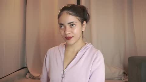 Snapshot of hecate333 chatting on October 2025 06:18:01 PM hecate333 online show from October 2025 06:18:01 PM