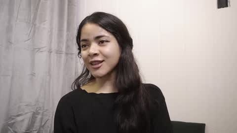 Snapshot of hecate333 chatting on December 2025 05:08:02 PM hecate333 online show from December 2025 05:08:02 PM