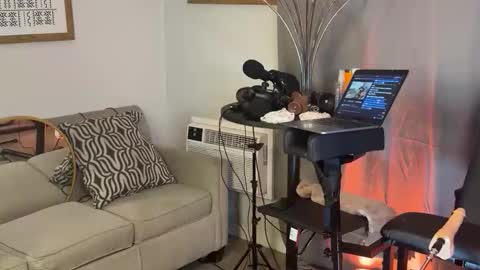 Snapshot of hectorramirezxxx chatting on December 2025 02:30:02 AM LockedThug online show from December 2025 02:30:02 AM