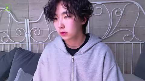 Snapshot of heejinwang chatting on July 2026 04:20:02 AM HEEJIN online show from July 2026 04:20:02 AM