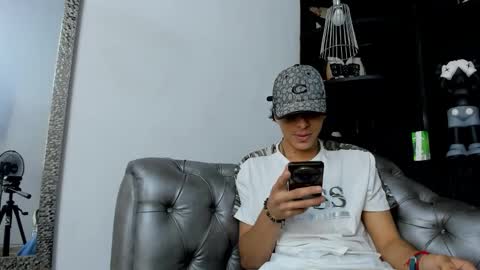 Snapshot of heellboy_ chatting on November 2025 03:20:01 AM heellboy_ online show from November 2025 03:20:01 AM