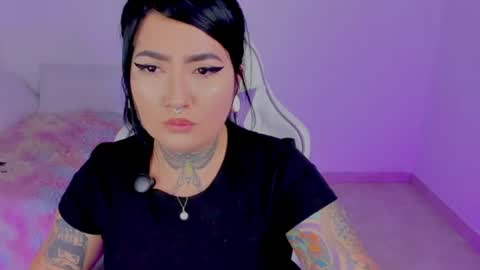 Snapshot of heey_kitty chatting on July 2026 07:39:01 PM IM EMY online show from July 2026 07:39:01 PM