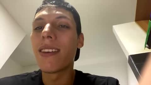 Snapshot of hefesto_69 chatting on December 2024 07:54:02 AM hefesto_69 online show from December 2024 07:54:02 AM