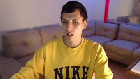 Snapshot of hefesto_69 chatting on December 2024 02:30:02 AM hefesto_69 online show from December 2024 02:30:02 AM