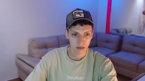 Snapshot of hefesto_69 chatting on January 2025 10:02:01 PM hefesto_69 online show from January 2025 10:02:01 PM