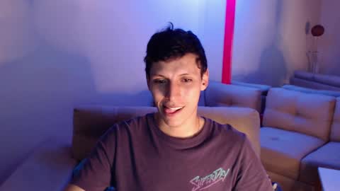 Snapshot of hefesto_69 chatting on February 2025 11:31:01 PM hefesto_69 online show from February 2025 11:31:01 PM