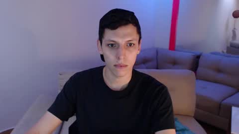 Snapshot of hefesto_69 chatting on February 2025 09:59:02 PM hefesto_69 online show from February 2025 09:59:02 PM