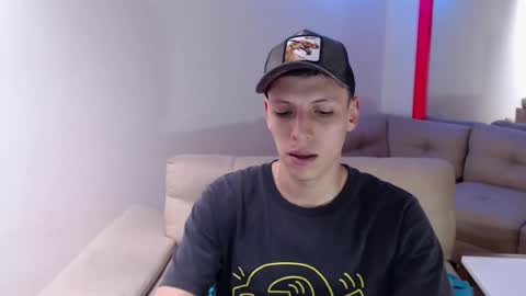 Snapshot of hefesto_69 chatting on March 2025 07:38:01 PM hefesto_69 online show from March 2025 07:38:01 PM