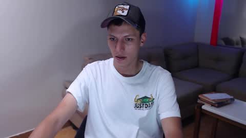 Snapshot of hefesto_69 chatting on September 2025 03:46:02 PM hefesto_69 online show from September 2025 03:46:02 PM