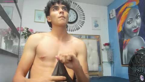 Snapshot of heiker_ chatting on March 2025 05:51:01 AM heiker_ online show from March 2025 05:51:01 AM