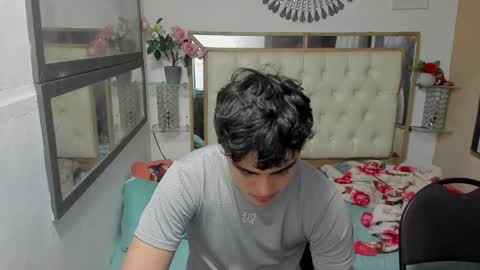 Snapshot of heiker_ chatting on October 2025 03:14:01 AM heiker_ online show from October 2025 03:14:01 AM