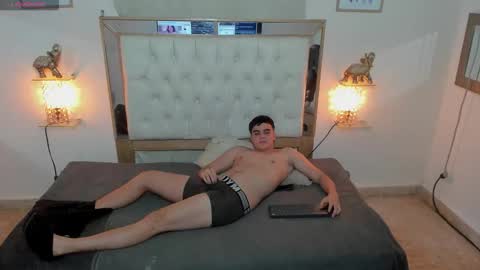 Snapshot of heiker_ chatting on October 2025 02:56:01 AM heiker_ online show from October 2025 02:56:01 AM