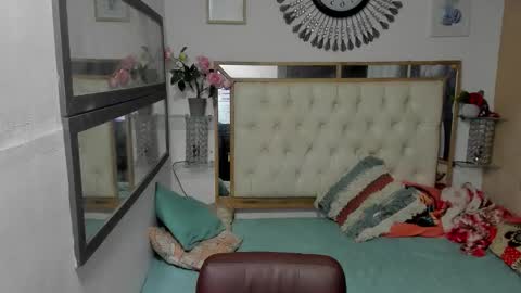 Snapshot of heiker_ chatting on November 2025 02:35:01 AM heiker_ online show from November 2025 02:35:01 AM