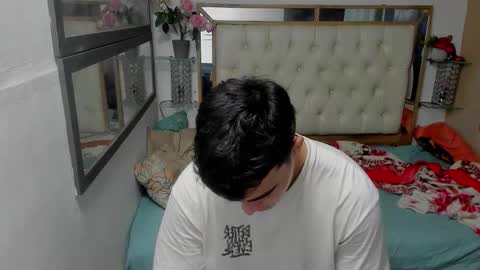 Snapshot of heiker_ chatting on November 2025 02:56:02 AM heiker_ online show from November 2025 02:56:02 AM