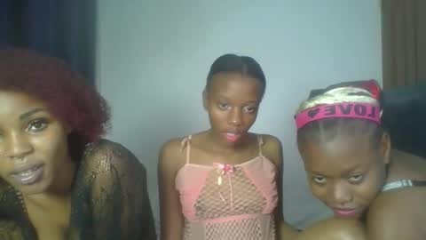heilybunny online show from April 2026 01:42:02 AM