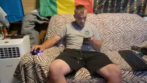 xxScubaStevexx online show from July 2026 07:59:02 AM