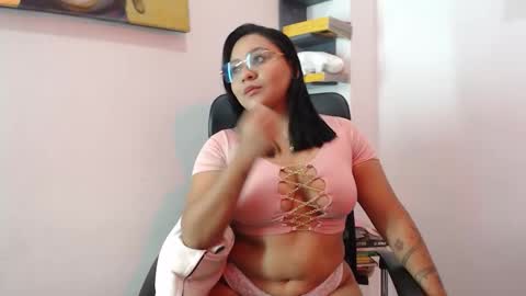 Snapshot of helen_connors chatting on March 2026 12:55:01 PM helen online show from March 2026 12:55:01 PM