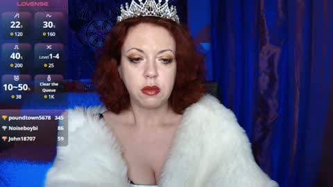Snapshot of helena__femdom chatting on December 2024 05:00:01 PM Helena online show from December 2024 05:00:01 PM