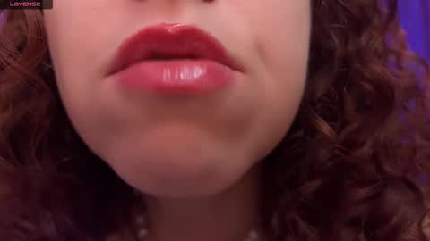 Snapshot of helena__femdom chatting on February 2026 06:55:02 PM Helena online show from February 2026 06:55:02 PM